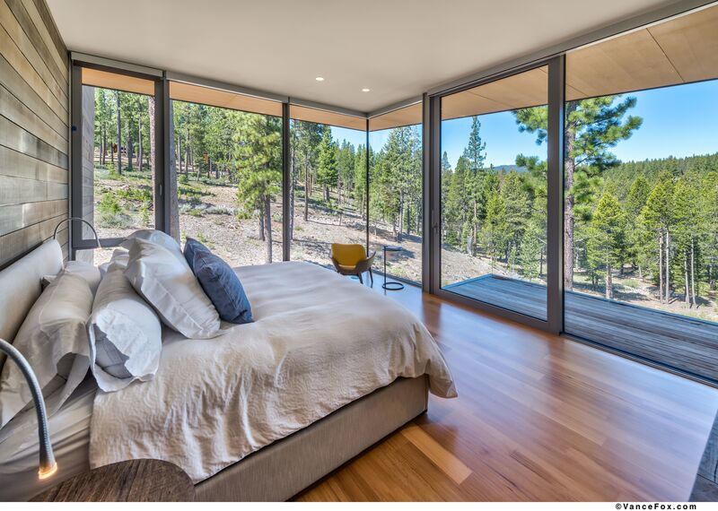 SlimLine 38 Windows, SlimLine 38 Doors, ConceptWall 50 Façades and Mosquito Complementary Systems - Martis Camp located in Truckee, CA, United States of America