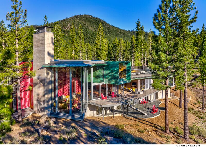 SlimLine 38 Windows, SlimLine 38 Doors, ConceptWall 50 Façades and Mosquito Complementary Systems - Martis Camp located in Truckee, CA, United States of America