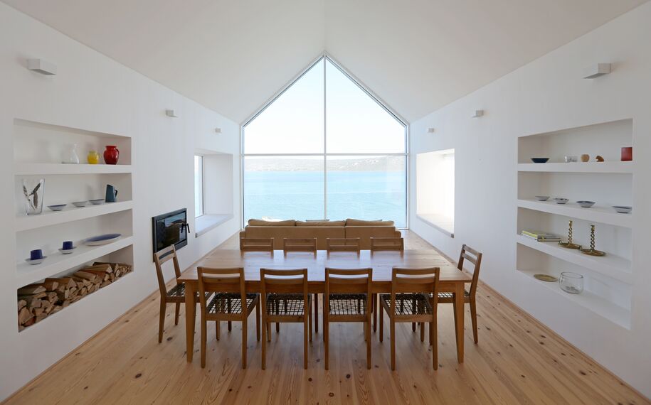 ConceptSystem 68 Windows, ConceptSystem 77 Windows and ConceptPatio 130 Sliding & Folding - Lagoon House - Langebaan, South Africa located in Langebaan, South-Africa