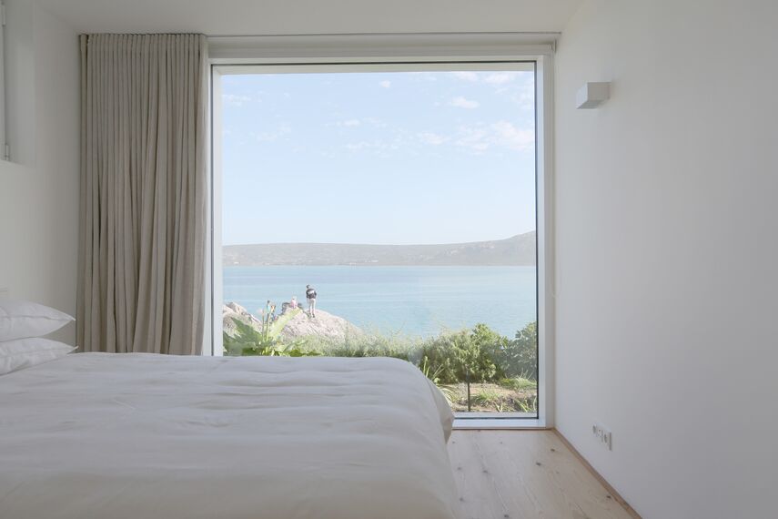 ConceptSystem 68 Windows, ConceptSystem 77 Windows and ConceptPatio 130 Sliding & Folding - Lagoon House - Langebaan, South Africa located in Langebaan, South-Africa