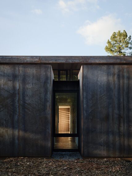 ConceptSystem 68 Windows, ConceptWall 50 Façades and ConceptPatio 130 Sliding & Folding - Villa The Giving Tree located inUnited States of America