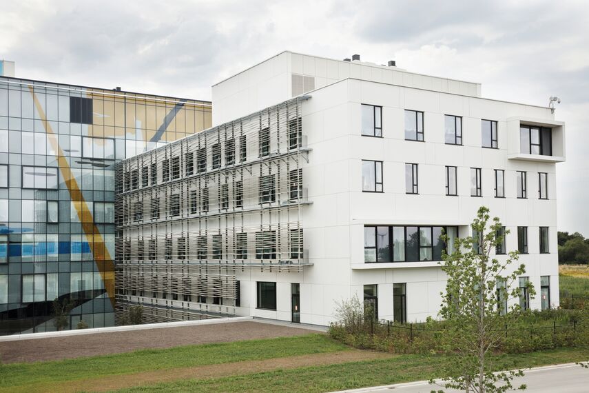 ConceptSystem 77 Windows, BriseSoleil 100 Solar Shading and CS 77 Fire Proof Windows - AZ Sint Maarten located in Mechelen, Belgium