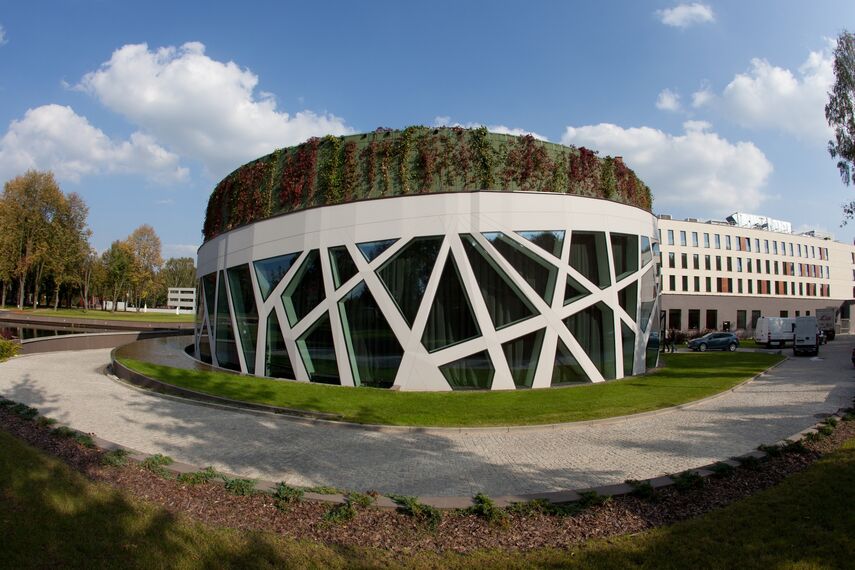 ConceptWall 50 Façades, CW 50-SC Façades, ConceptSystem 77 Windows and ConceptSystem 59Pa Windows - Narvil Hotel located in Serock, Poland