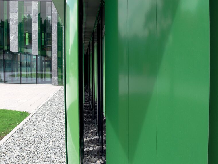 BriseSoleil 100 Solar Shading - Breitenwang Community Centre located in Breitenwang, Austria