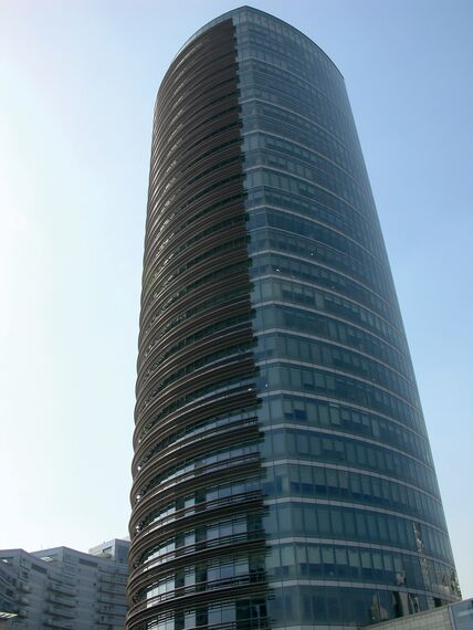 ConceptWall 86 Façades and ConceptWall 50 Façades - Levent Kanyon located in Istanbul, Turkey