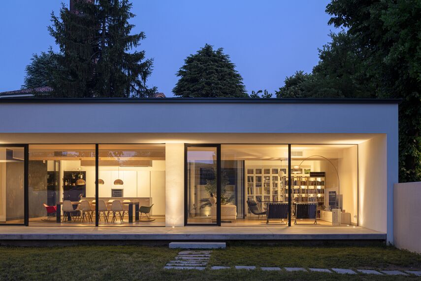 SlimLine 38 Doors and SlimLine 38 Windows - Private house SlimLine 38 located in Cremona, Italy
