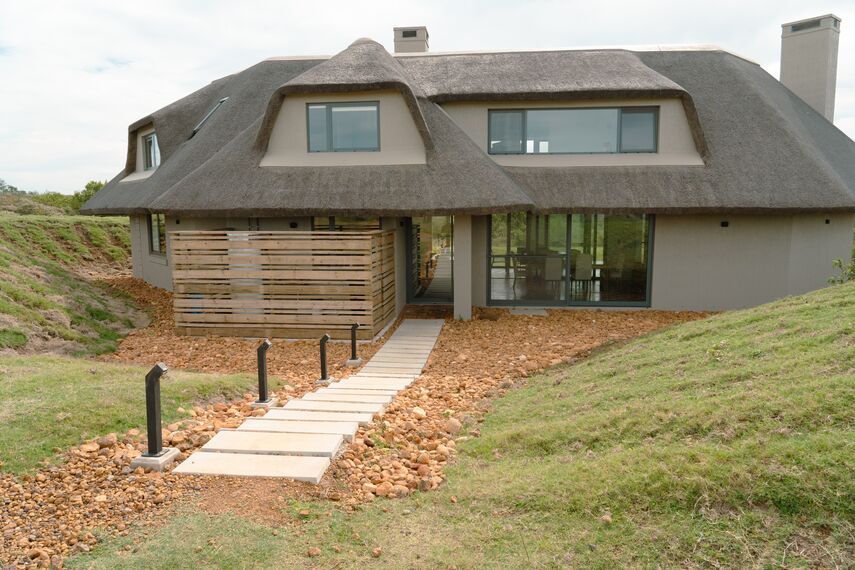 ConceptFolding 77 Sliding & Folding, MasterPatio Sliding & Folding, MasterLine 8 Windows, Mosquito Complementary Systems, MasterLine 8 Doors and MasterLine 8 Pivot Door Doors - Gondwana Private Game Reserve, Bush House located in Herbertsdale, South-Africa