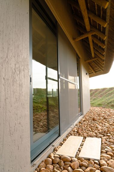 ConceptFolding 77 Sliding & Folding, MasterPatio Sliding & Folding, MasterLine 8 Windows, Mosquito Complementary Systems, MasterLine 8 Doors and MasterLine 8 Pivot Door Doors - Gondwana Private Game Reserve, Bush House located in Herbertsdale, South-Africa