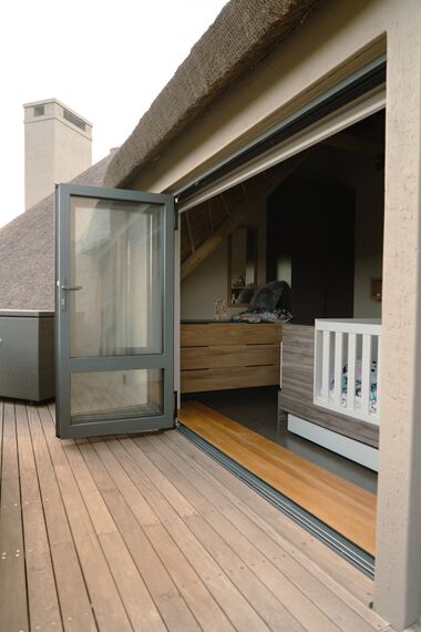 ConceptFolding 77 Sliding & Folding, MasterPatio Sliding & Folding, MasterLine 8 Windows, Mosquito Complementary Systems, MasterLine 8 Doors and MasterLine 8 Pivot Door Doors - Gondwana Private Game Reserve, Bush House located in Herbertsdale, South-Africa