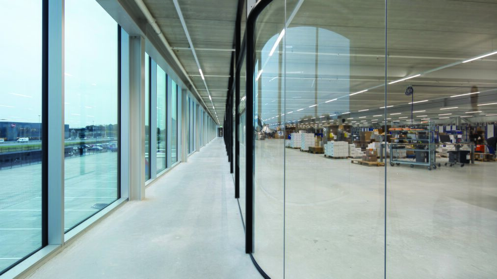 ConceptFolding 77 Sliding & Folding and ConceptWall 50 Façades - DC New Logic III located in Tilburg, The Netherlands