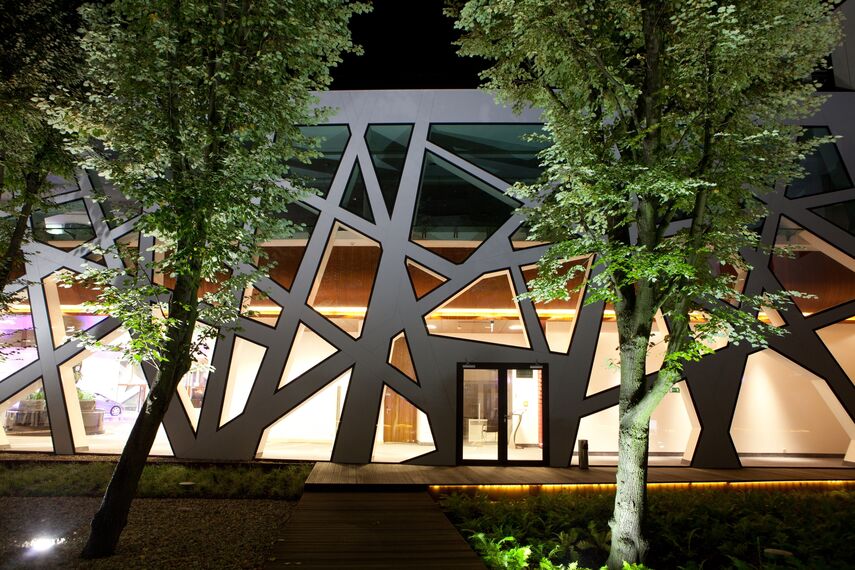 ConceptWall 50 Façades, CW 50-SC Façades, ConceptSystem 77 Windows and ConceptSystem 59Pa Windows - Narvil Hotel located in Serock, Poland