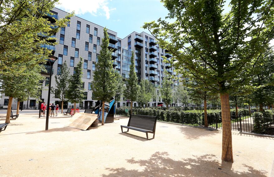 ConceptWall 50 Façades and ConceptPatio 130 Sliding & Folding - Apartmentcomplex Olympic Village Athletes 2012 located in London, United Kingdom