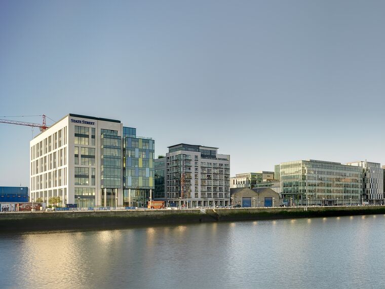 ConceptWall 60 Façades - Office building Sir John Rogerson's Quay located in Dublin, Ireland